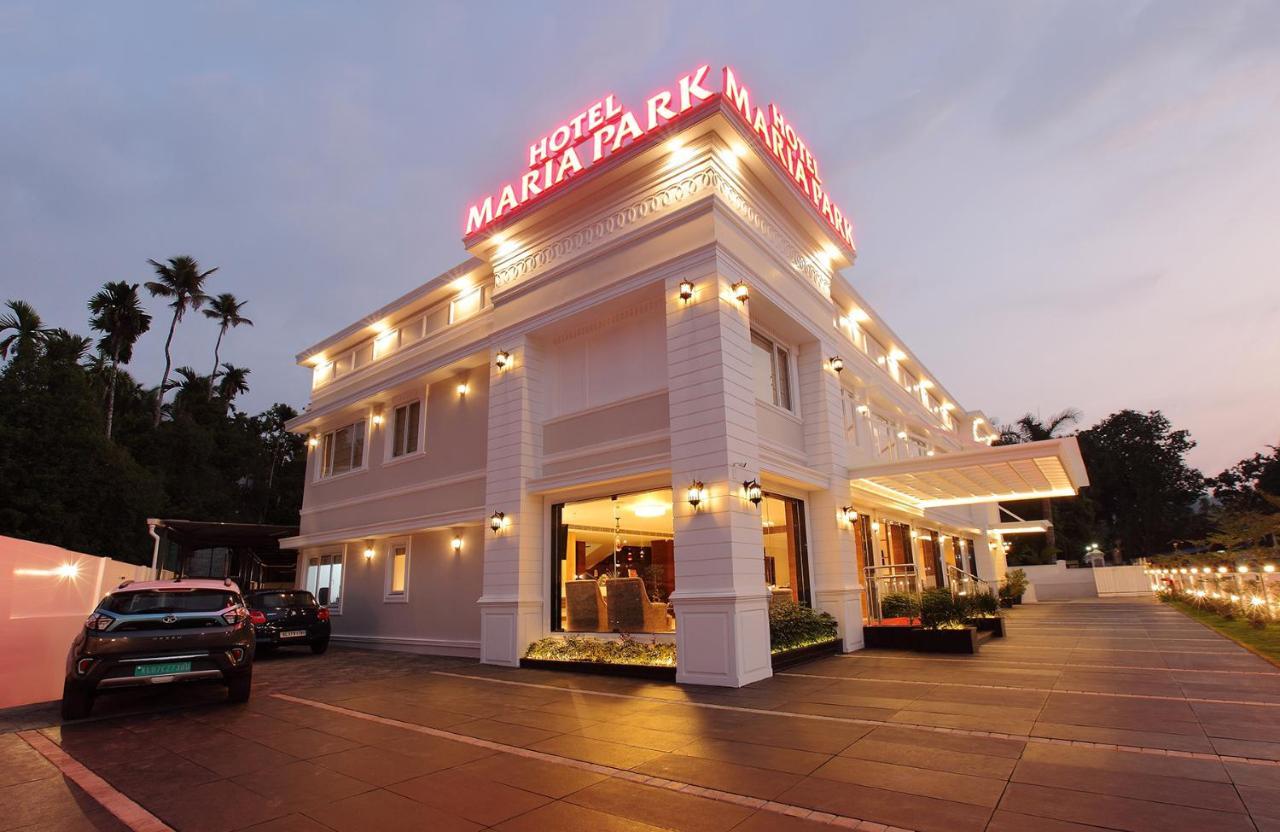 Hotel Maria Park Muvattupuzha Exterior foto